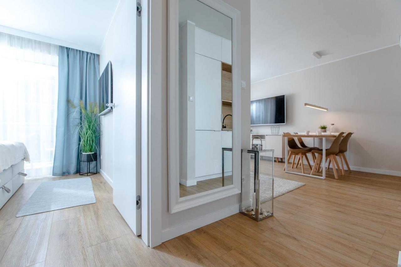 Rewal Blue Sun Morska Apartment Bagian luar foto