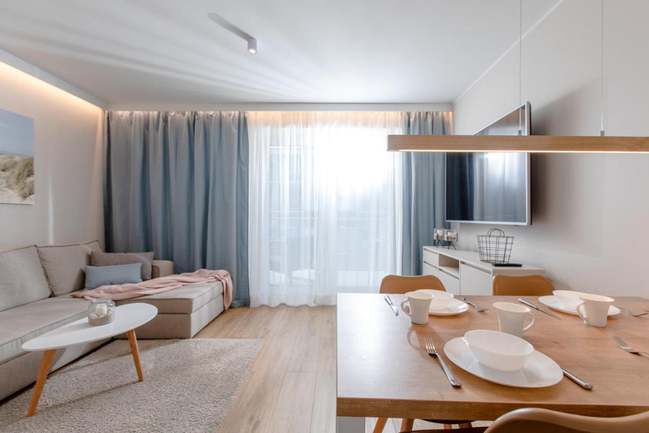 Rewal Blue Sun Morska Apartment Bagian luar foto