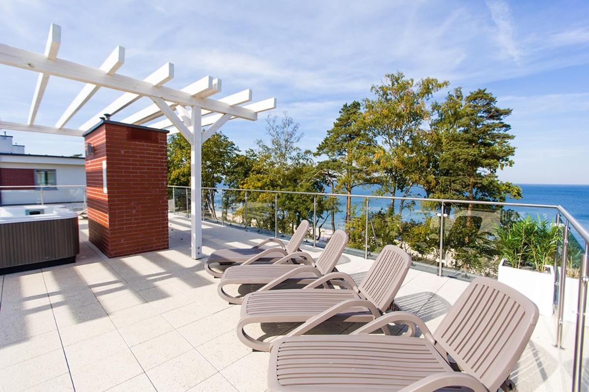Rewal Blue Sun Morska Apartment Bagian luar foto